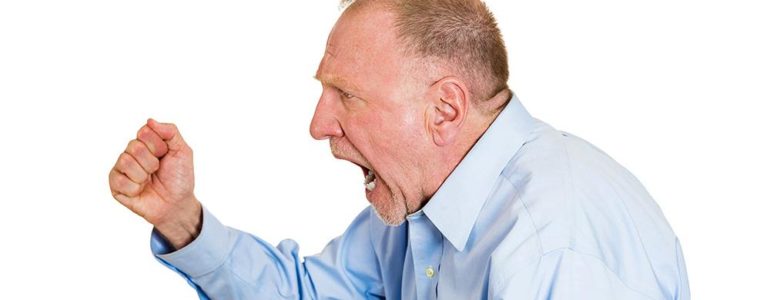 dicas para lidar com agressividade idoso com alzheimer
